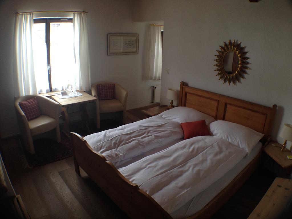 Posta Veglia Hotel Laax Ruang foto