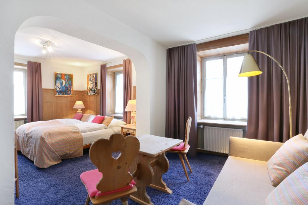 Posta Veglia Hotel Laax Ruang foto