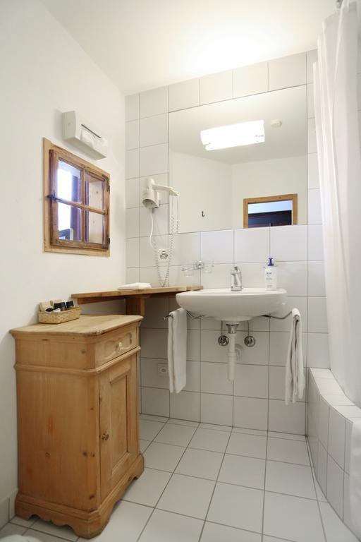 Posta Veglia Hotel Laax Ruang foto